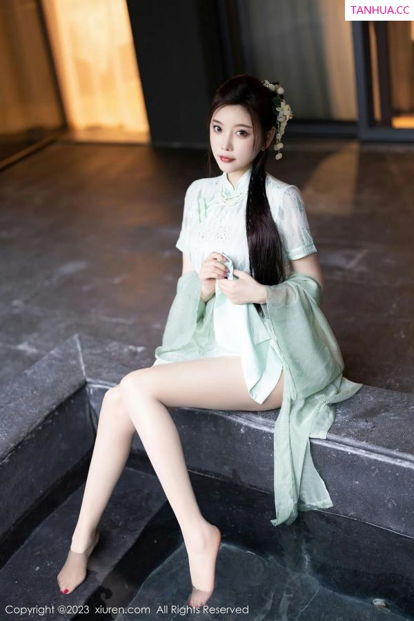 杨晨晨 sugar小甜心CC [XiuRen]高清写真图 2023.06.27 No.6983 杨晨晨Yome 旗袍美腿第22张图片